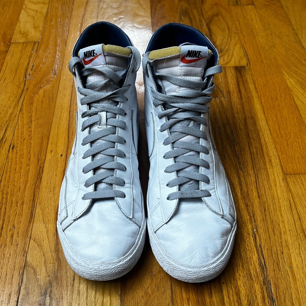 Nike Blazers - image 2